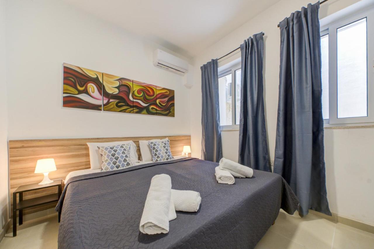 Msida Creek one bedroom Apartment Buitenkant foto