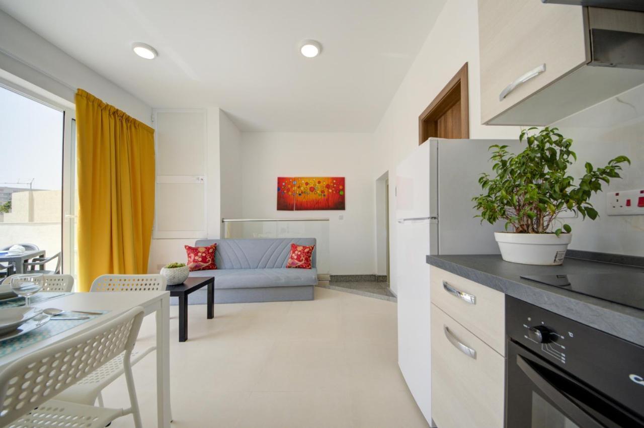 Msida Creek one bedroom Apartment Buitenkant foto